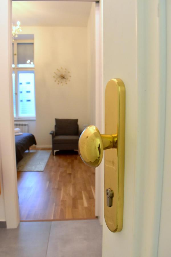 Lovely Apartment In Center Prague Praga Exterior foto