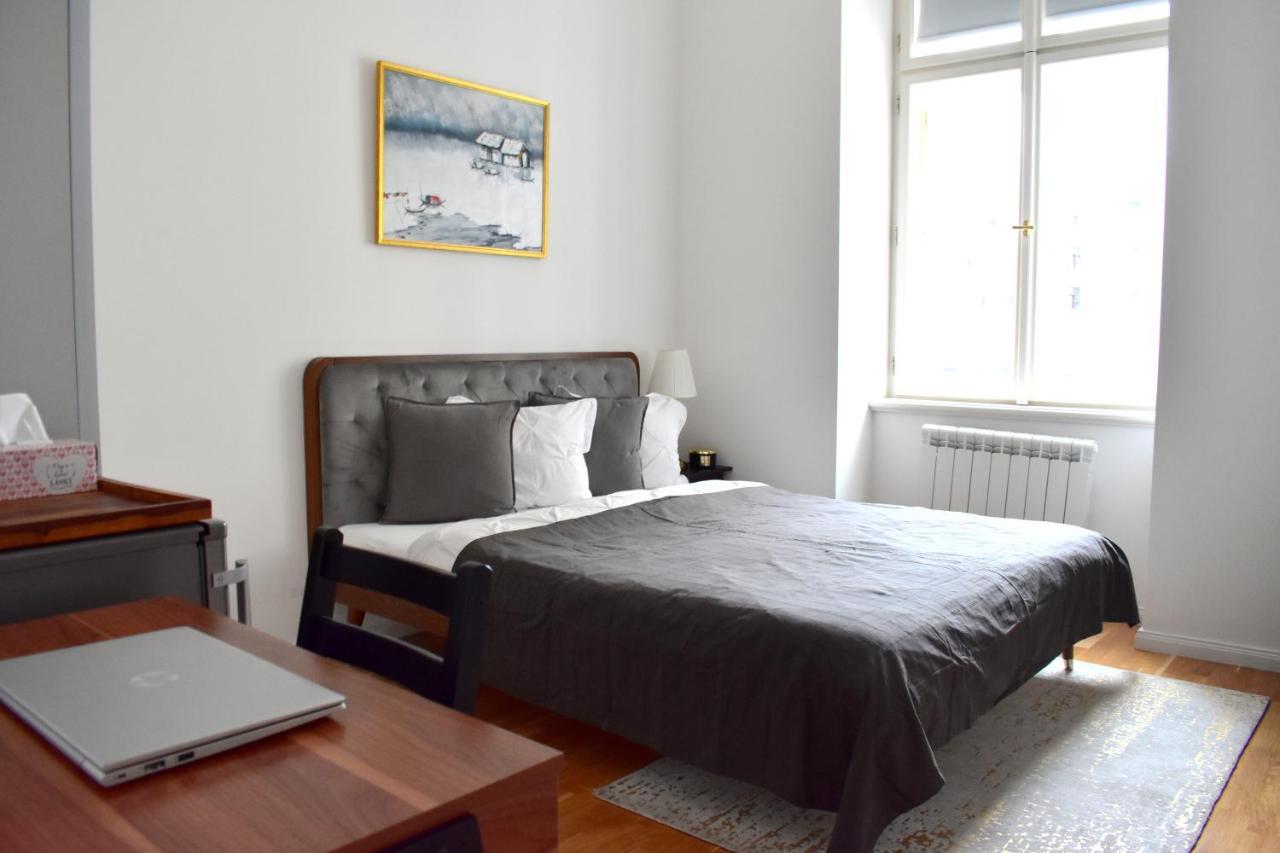 Lovely Apartment In Center Prague Praga Exterior foto